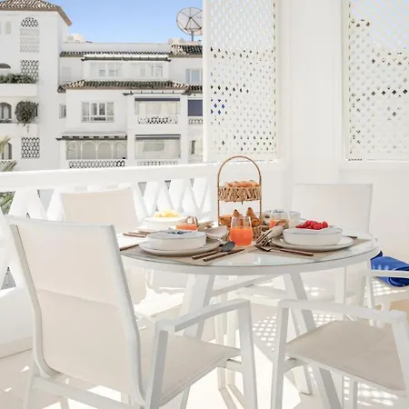 Precioso En Gaviotas Apartamento Marbella